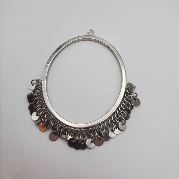 Gypsy sequin silver tone flashy necklace pendant - Picture 1 of 2